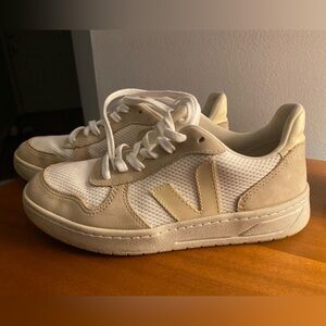 Veja v10 White and Tan Sneakers